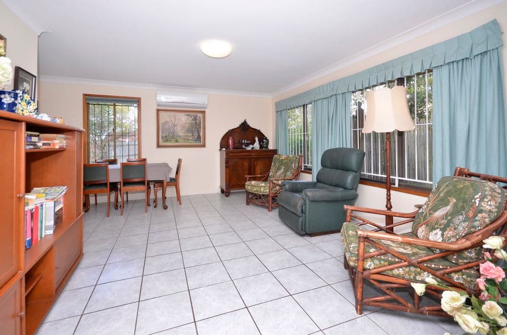 820 Cavendish Road, HOLLAND PARK QLD 4121, Holland Park - Thumbnail 2