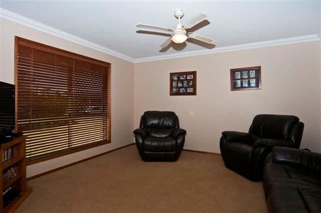 55 Palmer Drive, HIGHFIELDS QLD 4352, Highfields - Thumbnail 5