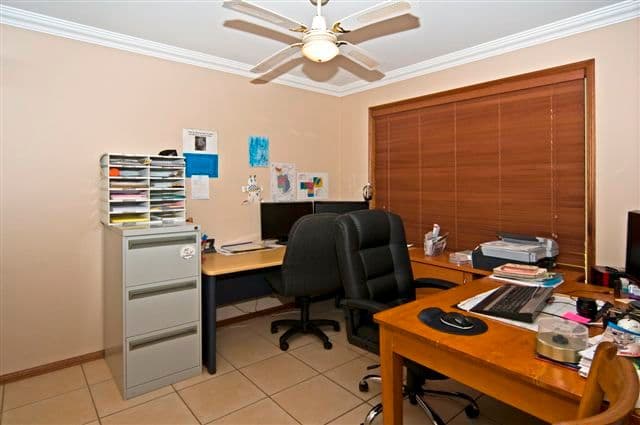55 Palmer Drive, HIGHFIELDS QLD 4352, Highfields - Thumbnail 6