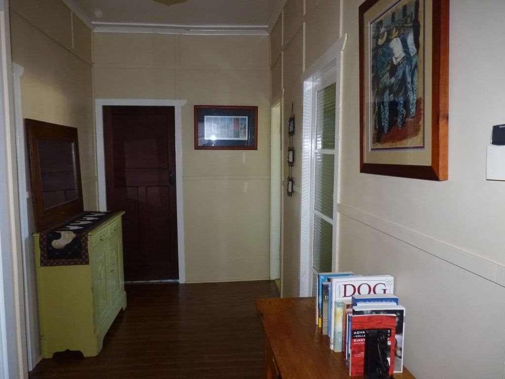 9 McDonald Street, OAKEY QLD 4401, Oakey - Thumbnail 6