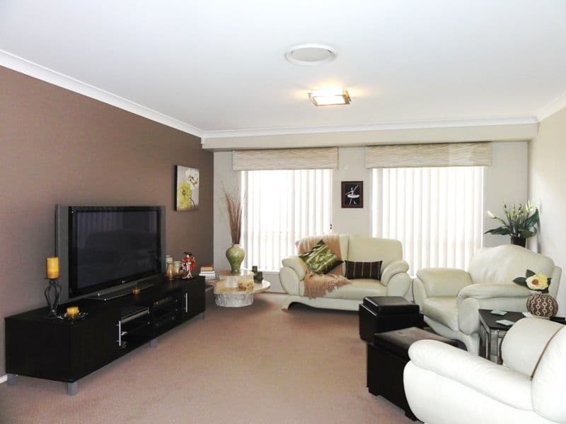 5 Gerongar Crescent, HAYWARDS BAY NSW 2530, Haywards Bay - Thumbnail 2