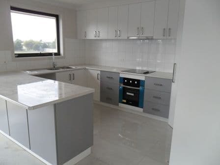 1/18 Tranquil Place, SHEARWATER TAS 7307, Shearwater - Thumbnail 2