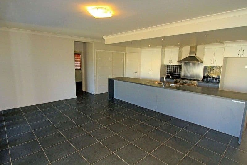 31 Saltwater Court, YEPPOON QLD 4703, Yeppoon - Thumbnail 4