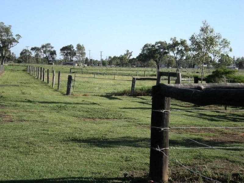 45 Beale Street, OAKEY QLD 4401, Oakey - Thumbnail 7