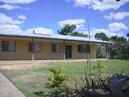 19 Clarke Crescent, KATHERINE NT 0850, Katherine - Thumbnail 2