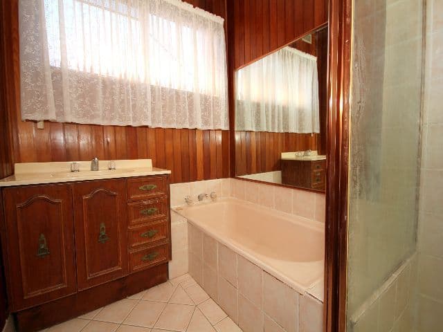 132 Rawson Road, GREENACRE NSW 2190, Greenacre - Thumbnail 7