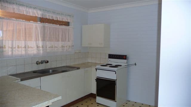 13 Clewley Crescent, RANGEVILLE QLD 4350, Rangeville - Thumbnail 2