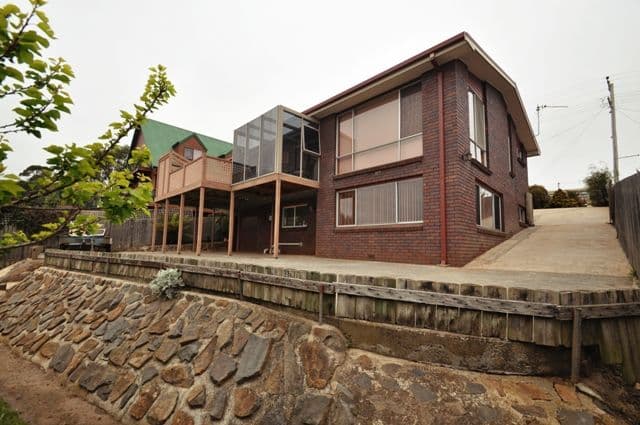 87 Bel-Air Crescent, AMBLESIDE TAS 7310, Ambleside - Image 1