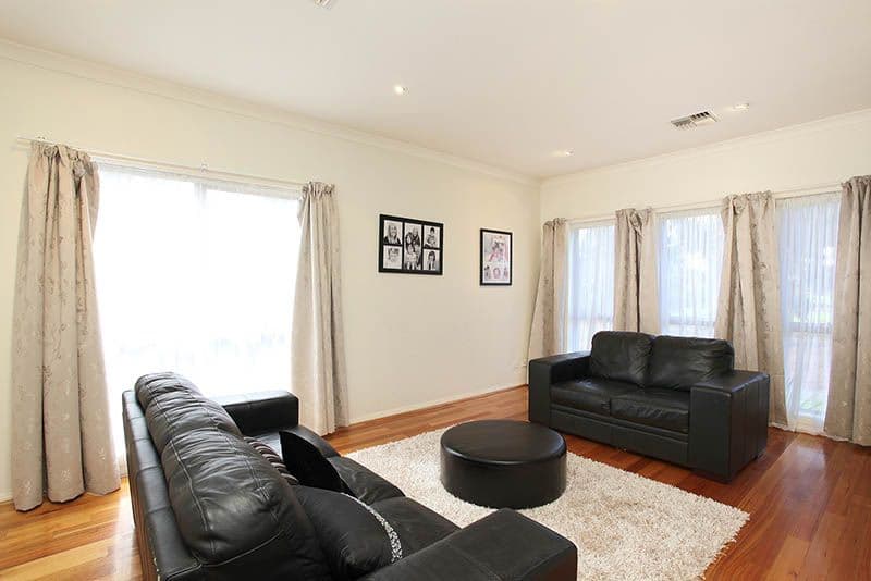 11 hollyhock Walk, SOUTH MORANG VIC 3752, South Morang - Thumbnail 2