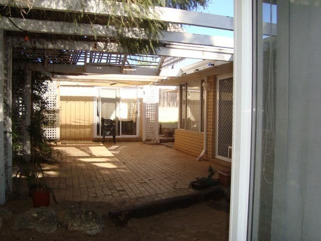 36 Burton Retreat, STRATTON WA 6056, Stratton - Thumbnail 2