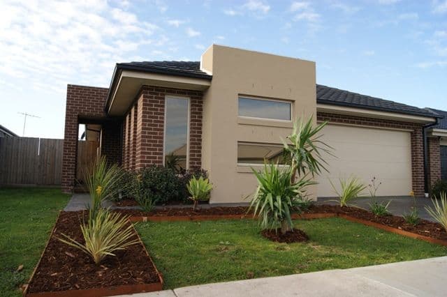 11 Tarpan Drive, DOREEN VIC 3754, Doreen - Image 1