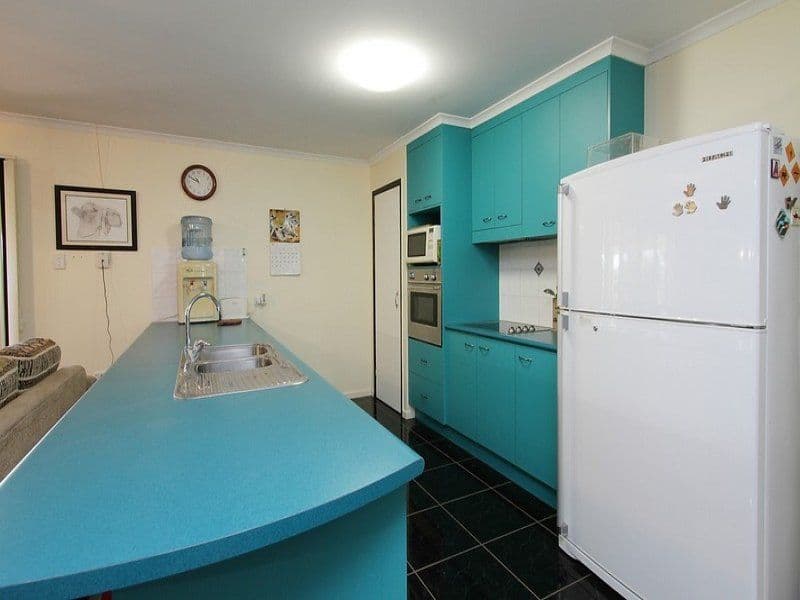 18 Dustwill Street, EIMEO QLD 4740, Eimeo - Thumbnail 6