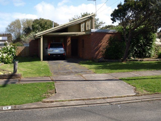 19 Janlor Drive, WARRNAMBOOL VIC 3280, Warrnambool - Image 1