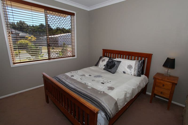 17  Whitsunday Drive, PACIFIC PARADISE QLD 4564, Pacific Paradise - Thumbnail 5