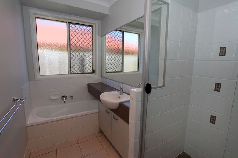 17  Whitsunday Drive, PACIFIC PARADISE QLD 4564, Pacific Paradise - Thumbnail 6