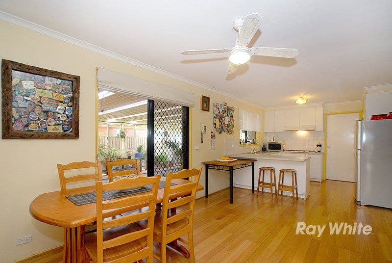 12 Lansell Drive, CRANBOURNE VIC 3977, Cranbourne North - Thumbnail 3