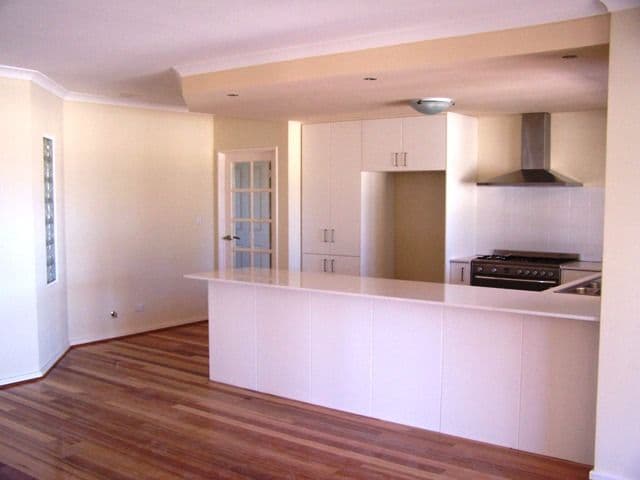 68 SILVERTON Crescent, ERSKINE WA 6210, Erskine - Thumbnail 2