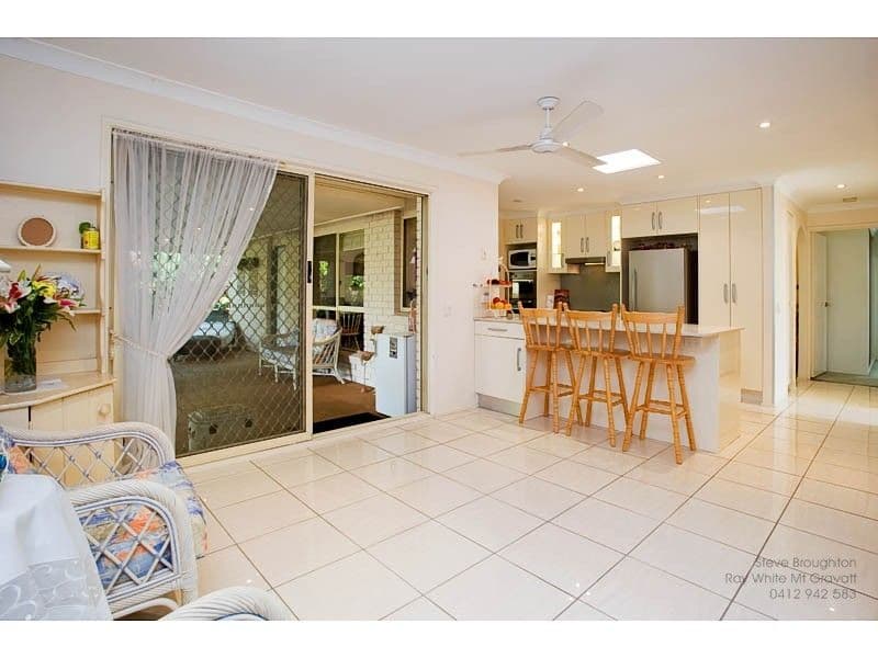 38 Cummin Street, WISHART QLD 4122, Wishart - Thumbnail 5