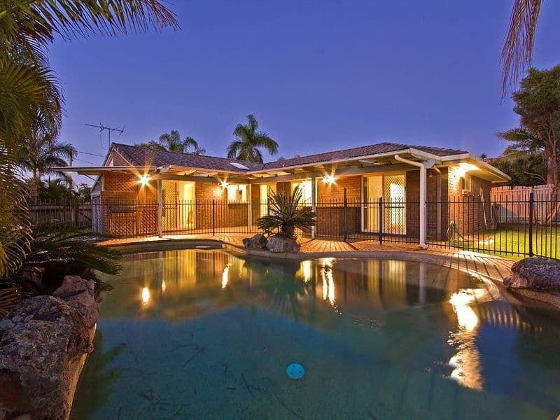 18 Dalrello Drive, WELLINGTON POINT QLD 4160, Wellington Point - Image 1