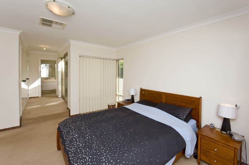 45 Carlow Circle, WATERFORD WA 6152, Waterford - Thumbnail 8