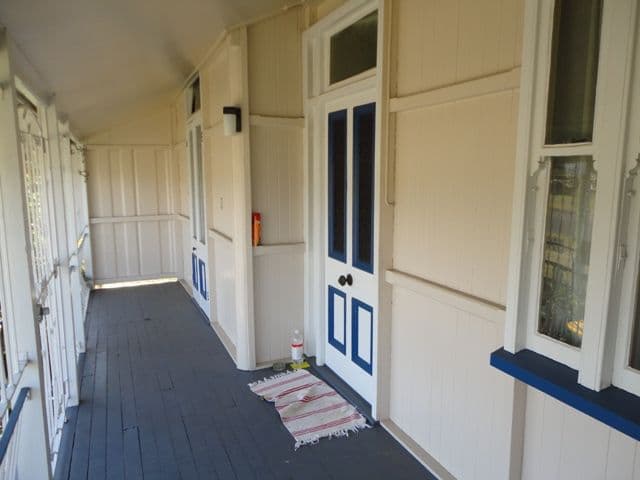 23  Canning Street, NORTH IPSWICH QLD 4305, North Ipswich - Thumbnail 2