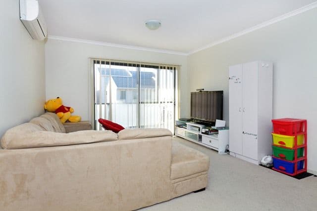 11/90 Gozzard Street, GUNGAHLIN ACT 2912, Gungahlin - Thumbnail 2