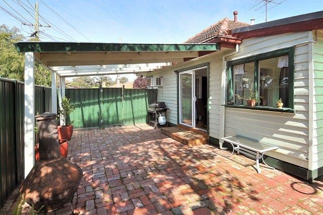 2 Emma Avenue, RESERVOIR VIC 3073, Reservoir - Thumbnail 7