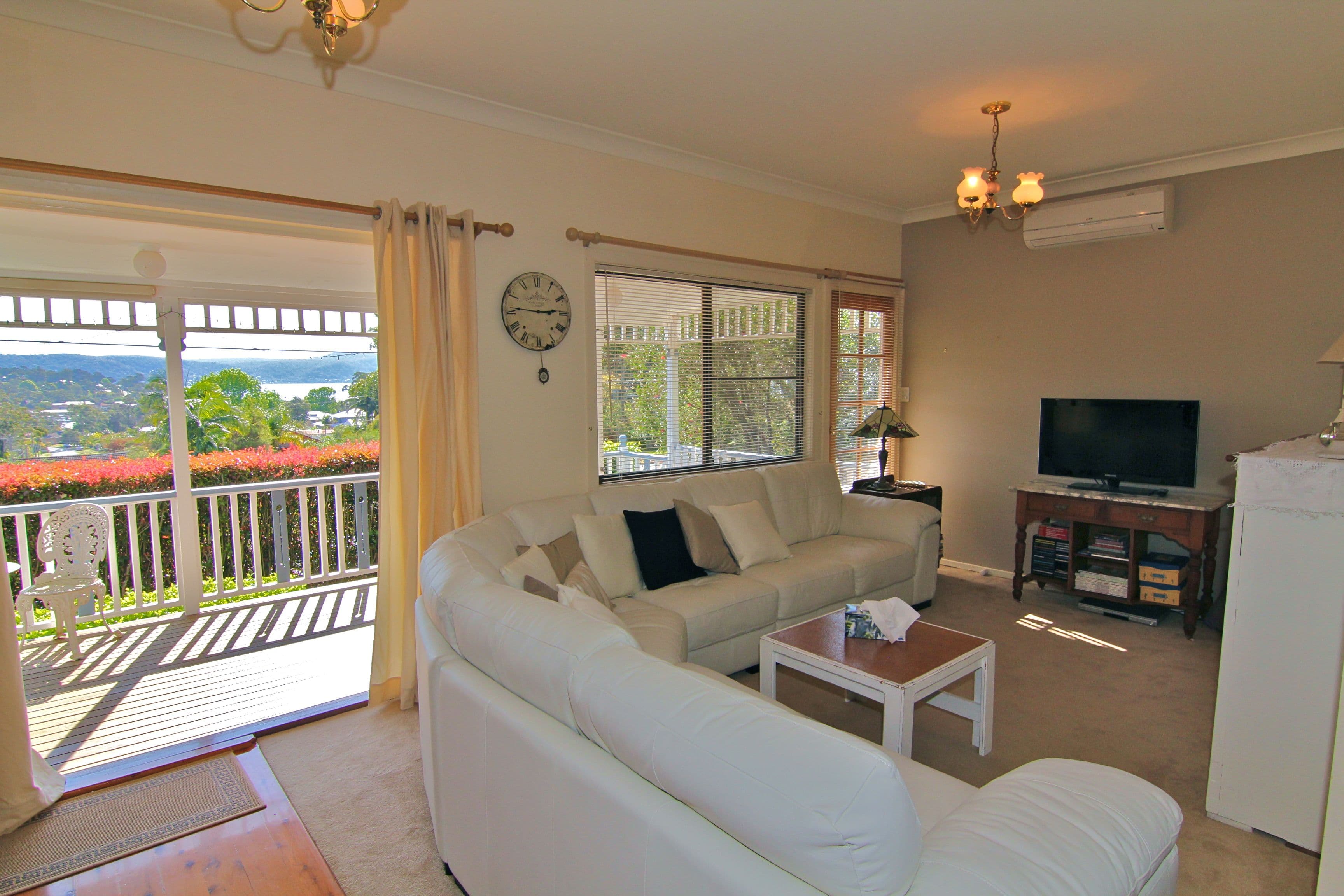 13 Broadwater Drive, SARATOGA NSW 2251, Saratoga - Thumbnail 5