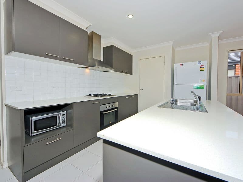 16 Kalorama Street, TARNEIT VIC 3029, Tarneit - Thumbnail 3