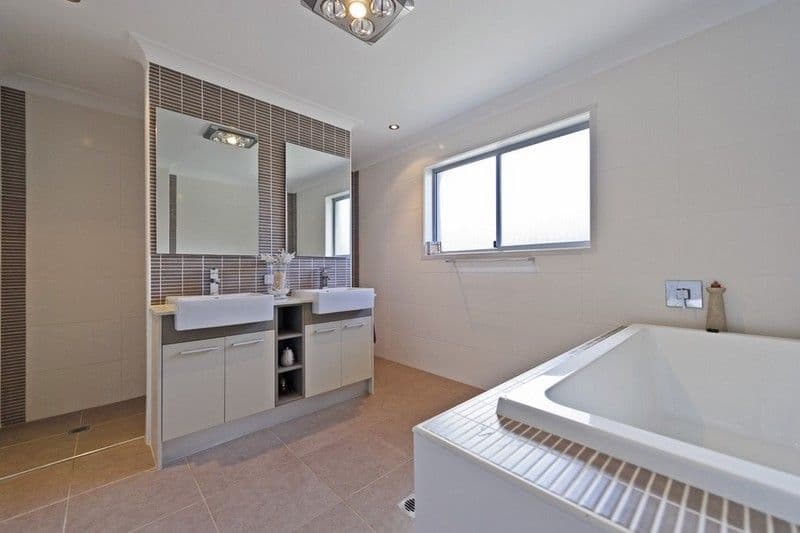 24 Pacha Close, Coomera Waters QLD 4209, Coomera - Thumbnail 4