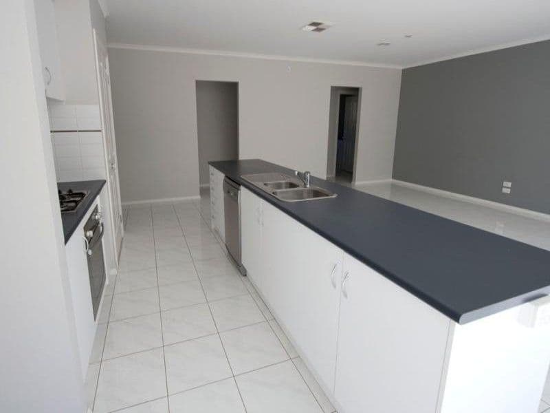 28 Shaftesbury Avenue, DELACOMBE  Victoria  3356, Australia, Delacombe - Thumbnail 7