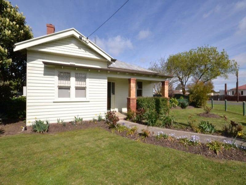 19 Leith Street, REDAN  Victoria  3350, Australia, Redan - Image 1