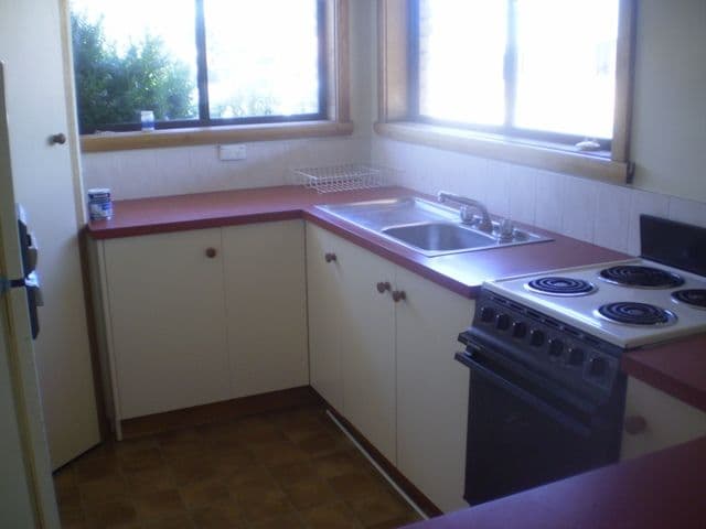 1/9-11 Newnham Close, NEWNHAM TAS 7248, Newnham - Thumbnail 2