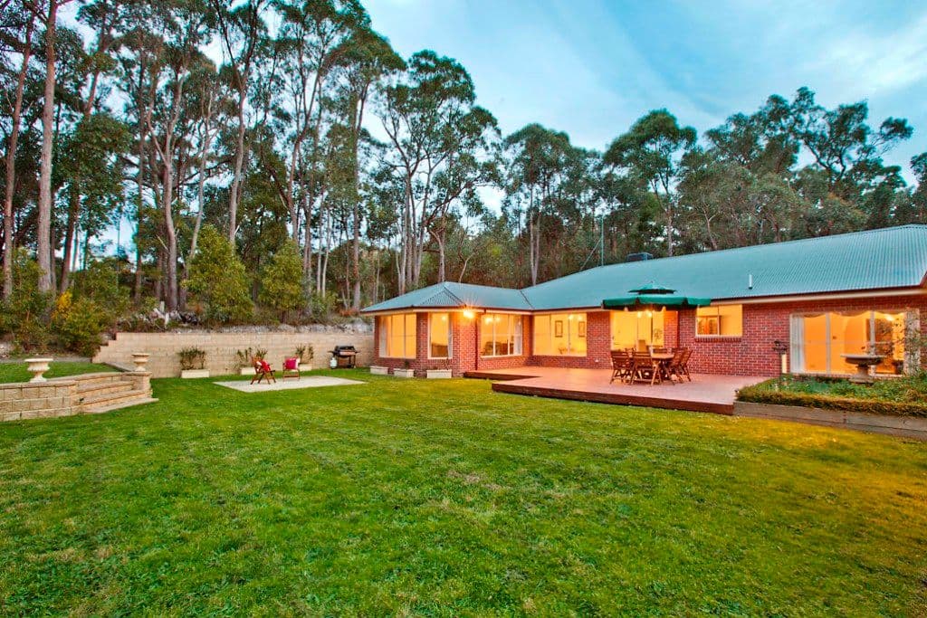 2 Winlea Court, MOUNT HELEN  Victoria  3350, Australia, Mount Helen - Thumbnail 8