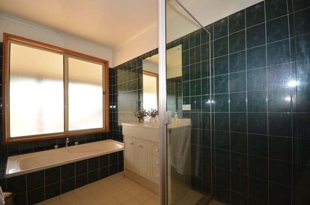 11A Henry Street, CLARE SA 5453, Clare - Thumbnail 8