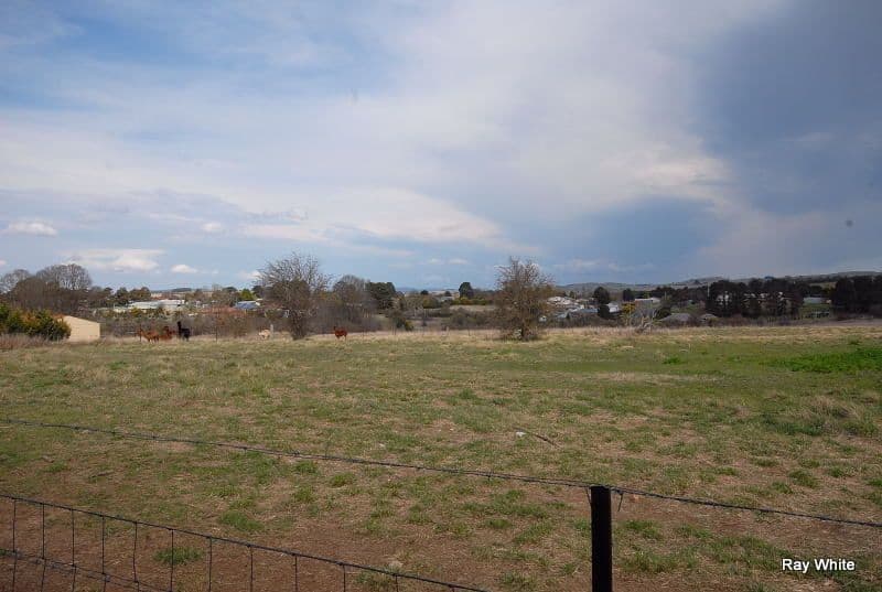 57 Glenmore Road, BRAIDWOOD NSW 2622, Braidwood - Thumbnail 5
