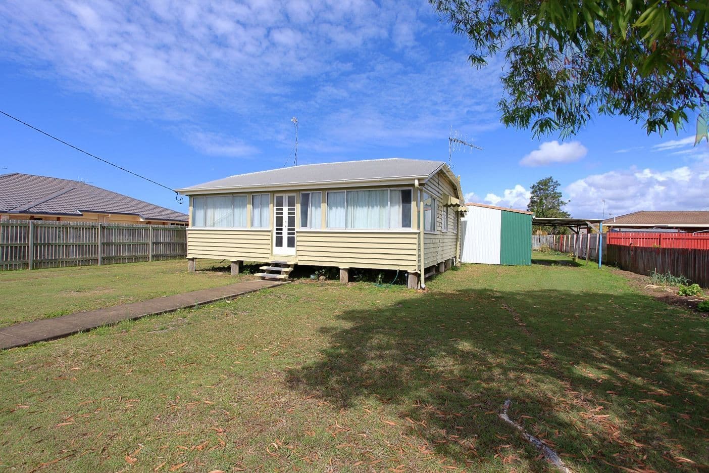 24 Dunn Road, AVENELL HEIGHTS QLD 4670, Avenell Heights - Image 1