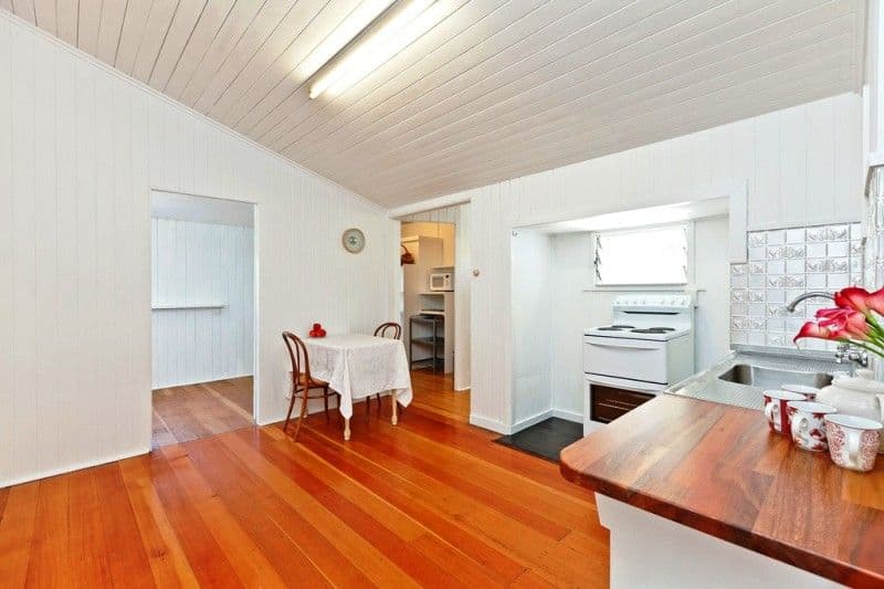 8 Richmond Street, CHELMER QLD 4068, Chelmer - Thumbnail 2