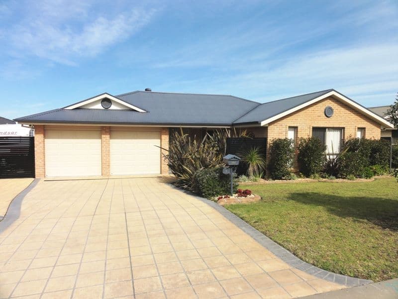 5 Gerongar Crescent, HAYWARDS BAY NSW 2530, Haywards Bay - Image 1