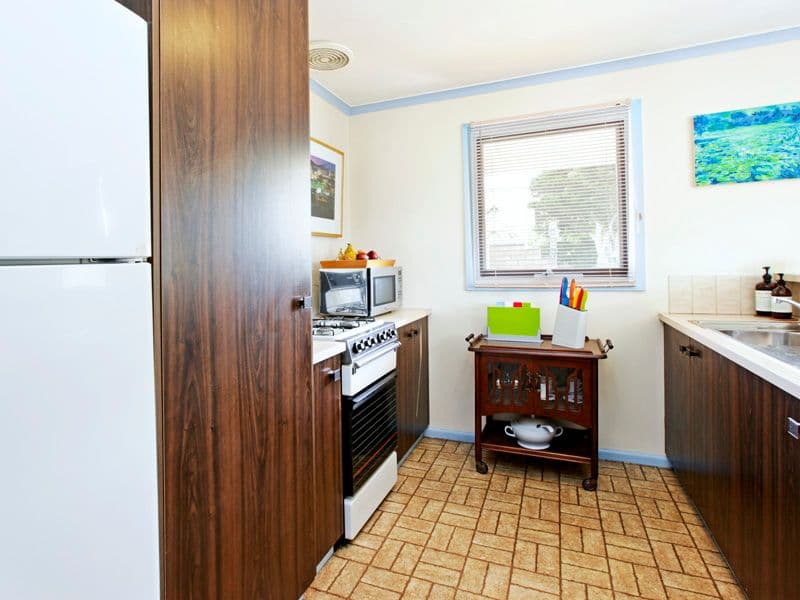 8 Victoria Street, RIPPLESIDE VIC 3215, Rippleside - Thumbnail 5