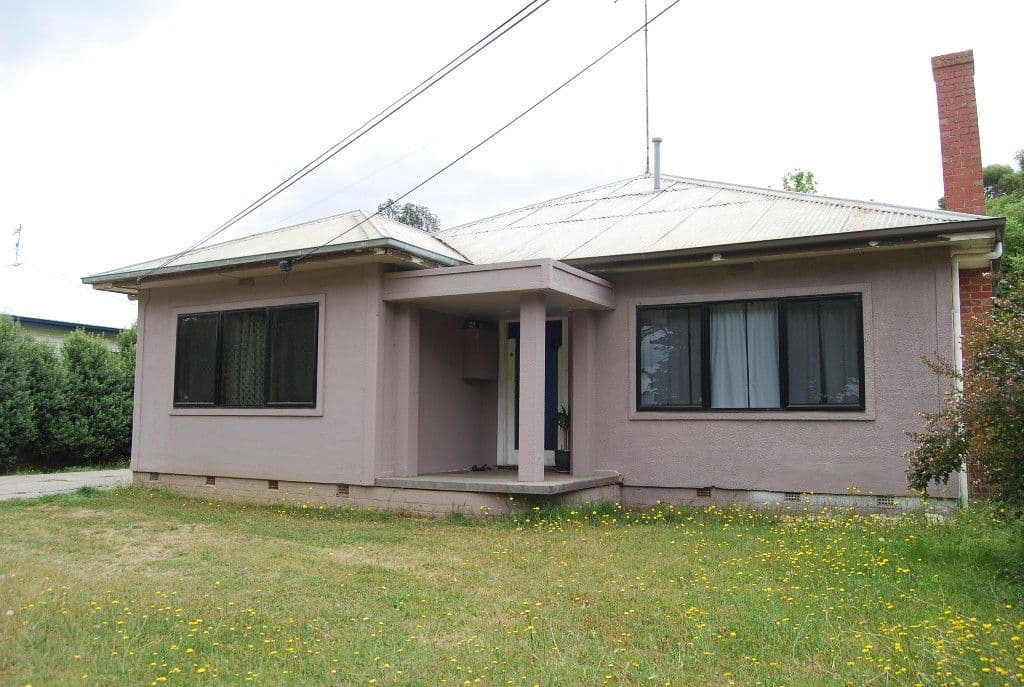 618 Bell Street, REDAN  Victoria  3350, Australia, Redan - Image 1