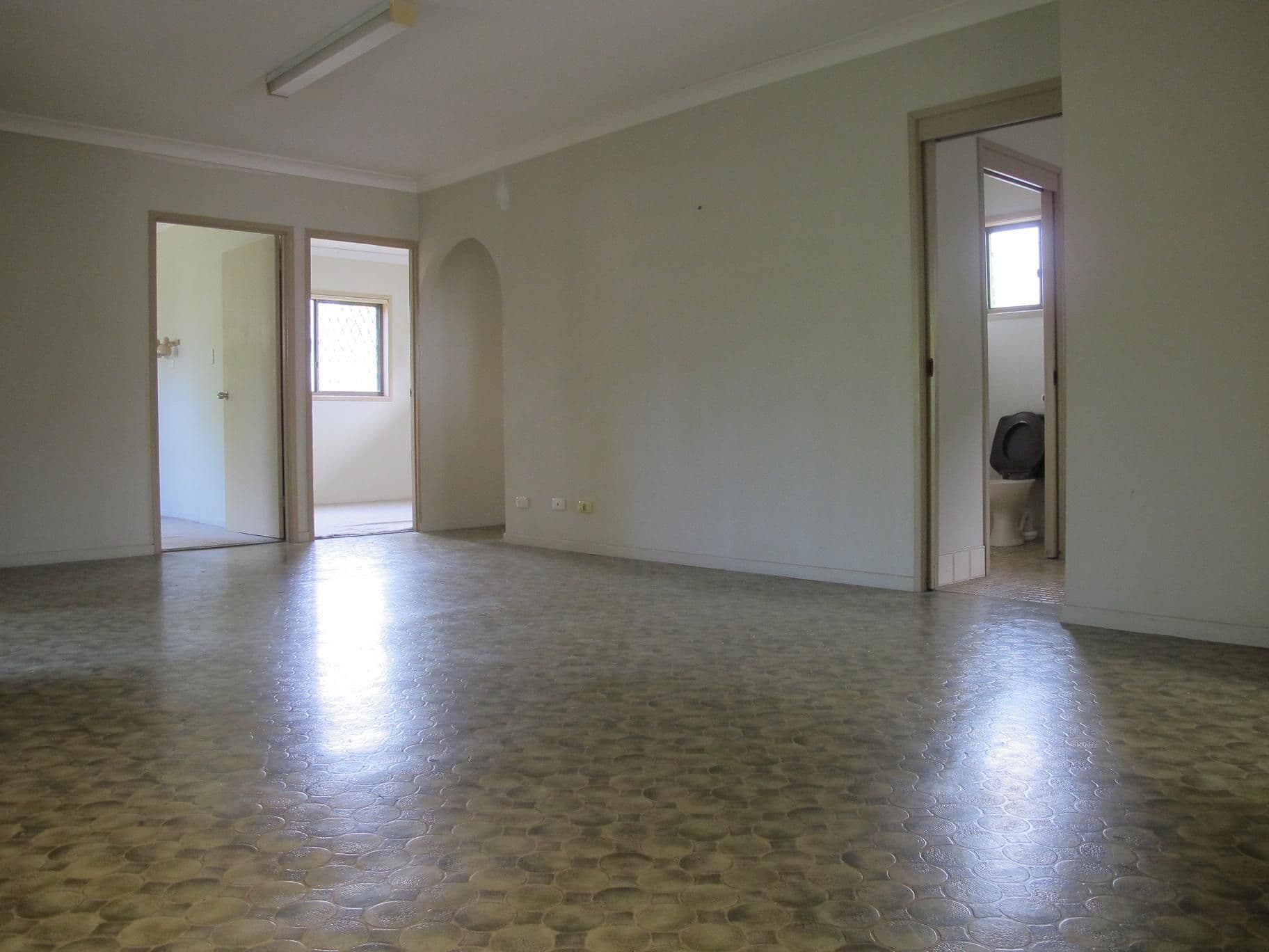 12 Rhuddlan Street, CARINDALE QLD 4152, Carindale - Thumbnail 4