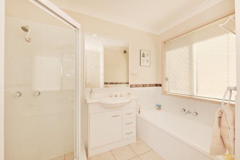 60 Marble Arch Place, ARUNDEL QLD 4214, Arundel - Thumbnail 7
