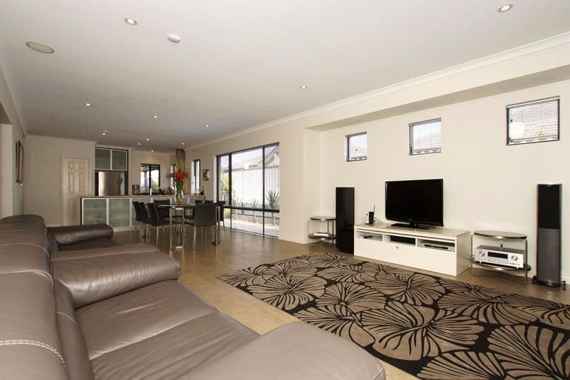 5A Kensington Avenue, DIANELLA WA 6059, Dianella - Thumbnail 4