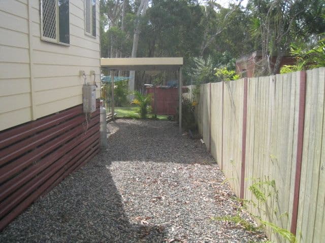 4 Toolona Avenue, RUSSELL ISLAND QLD 4184, Russell Island - Thumbnail 4