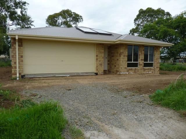 21 Donely Street, OAKEY QLD 4401, Oakey - Image 1