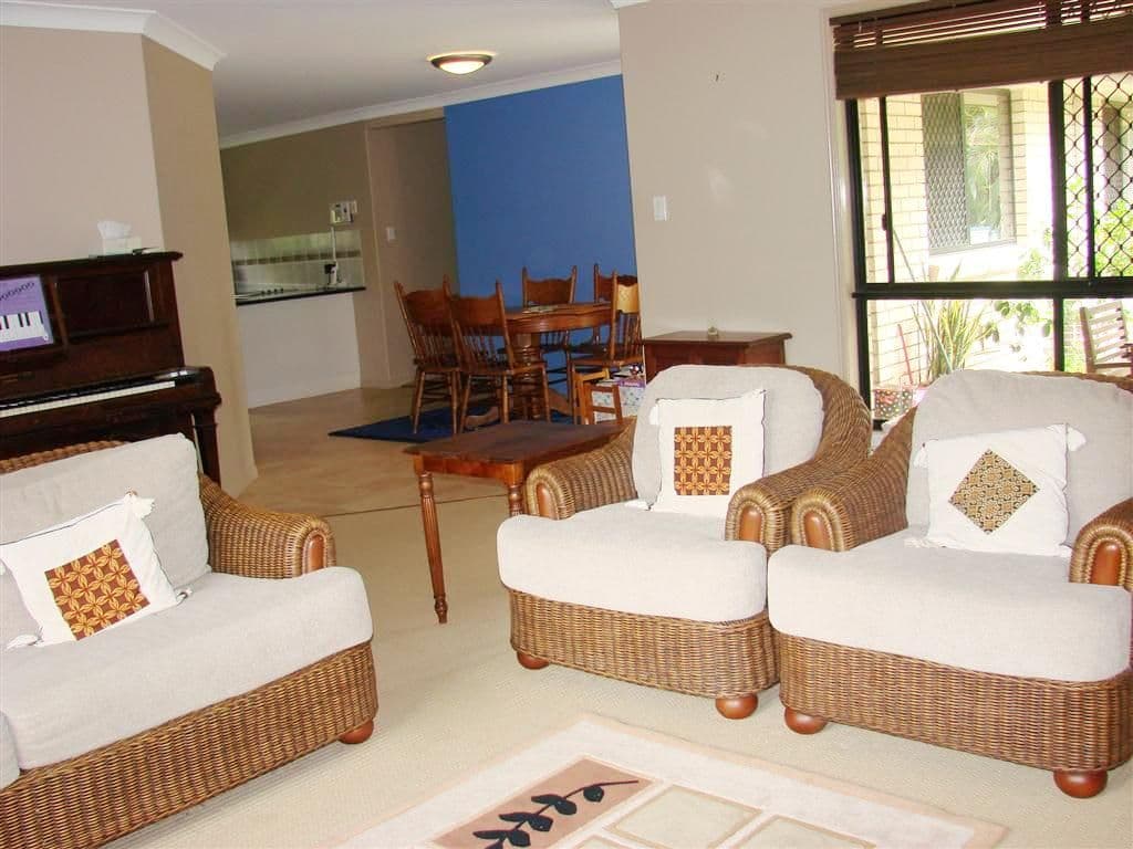 44 Fisher Street, GRACEMERE QLD 4702, Gracemere - Thumbnail 3
