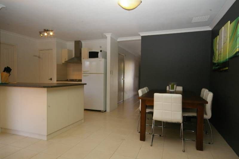 37c Eastdene Circle, NOLLAMARA WA 6061, Nollamara - Thumbnail 4