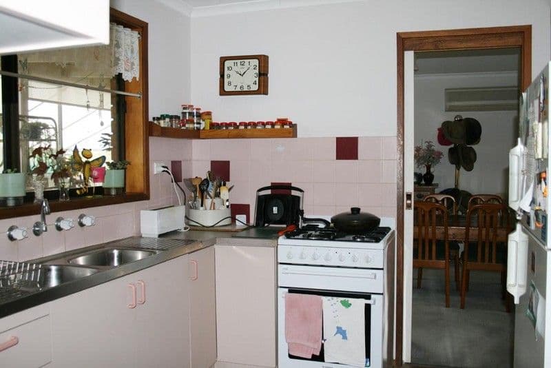 8 Stubbs Place, YASS NSW 2582, Yass - Thumbnail 4