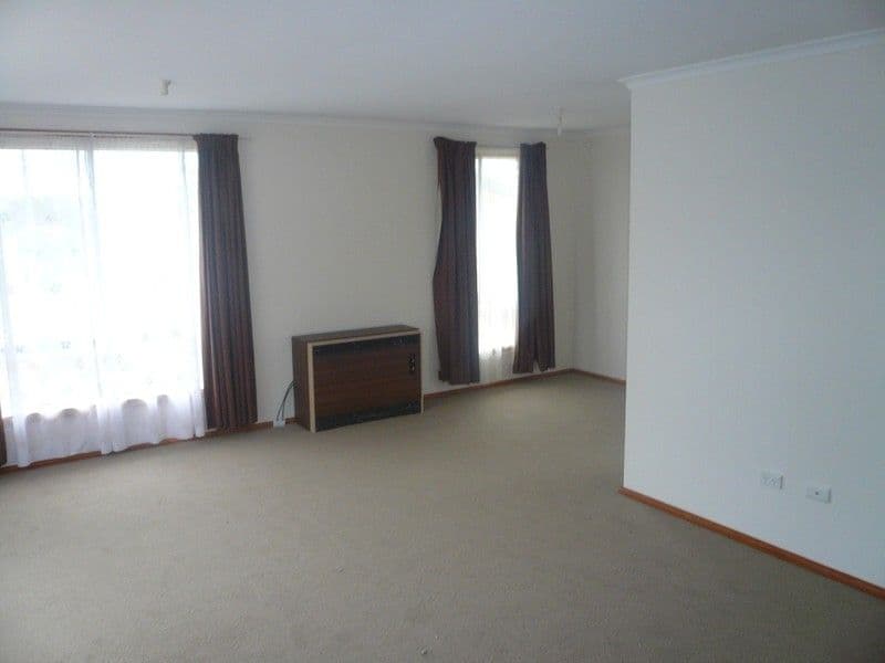 30 Bishops Drive, NEWNHAM TAS 7248, Newnham - Thumbnail 2